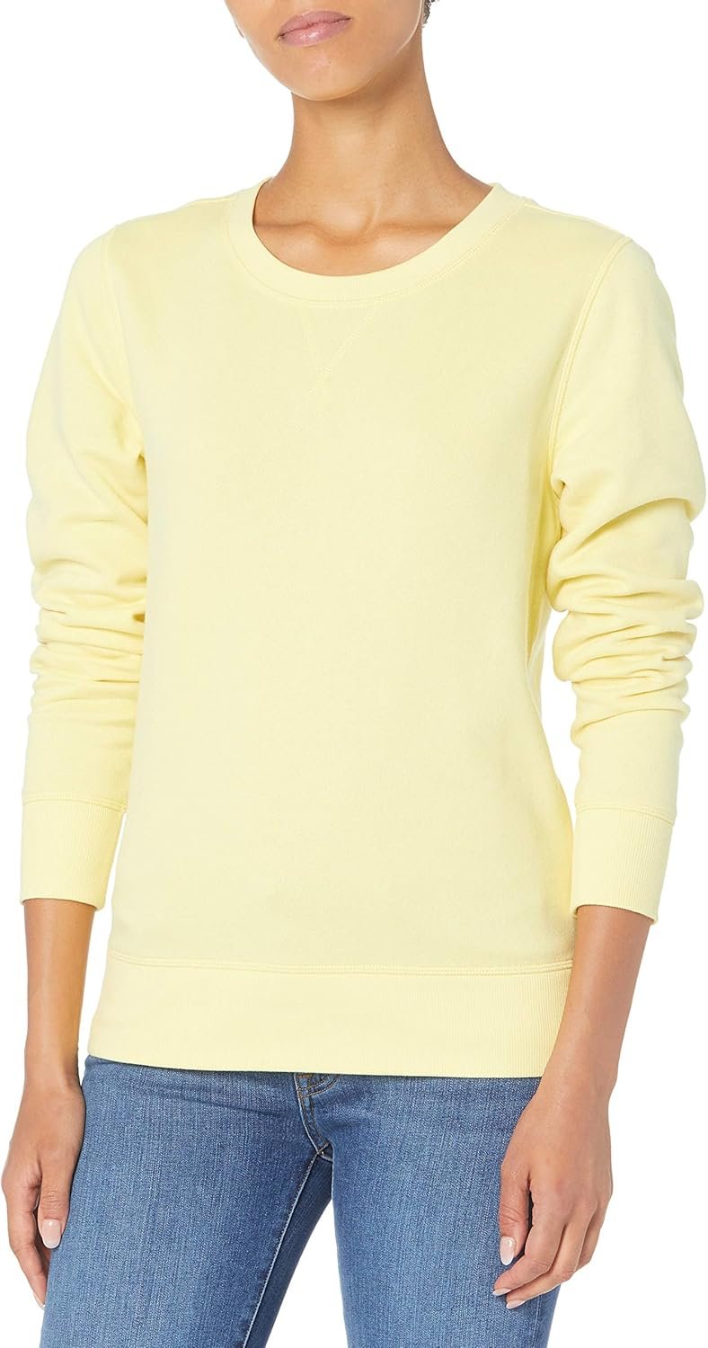 Amazon Essentials Women’s Fleece Crewneck Long Sleeve Pullover Sweatshirt (Available in Plus Size)