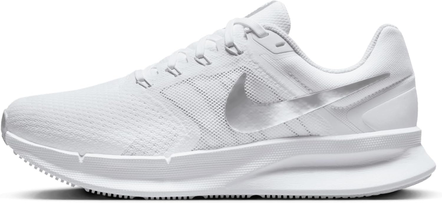 Nike Women’s Run Swift 3 Road Running Shoes